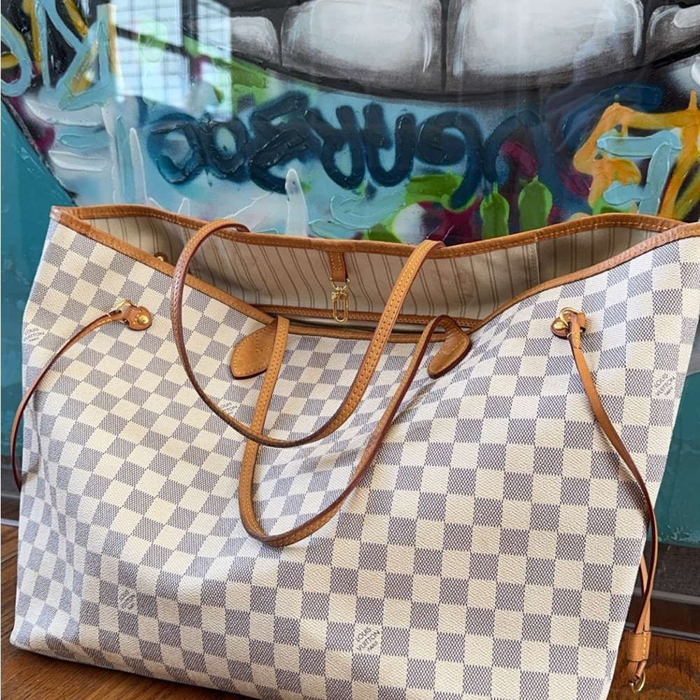 Louis Vuitton Damier Azur Neverfull